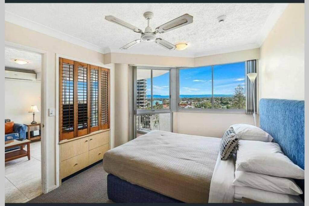 Surfers/Broadbeach Pool View. Free Parking & Wifi 골드코스트 외부 사진